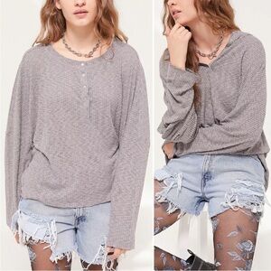 Urban Outfitters Holland Thermal Henley
Oversized Top